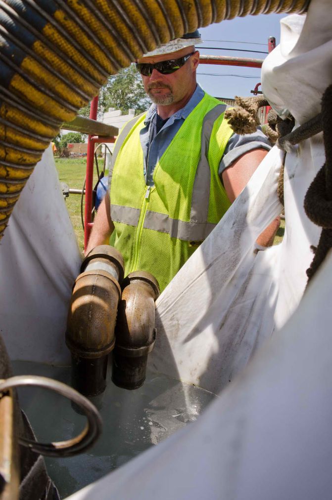 trenchless pipe lining in St. Louis, MO