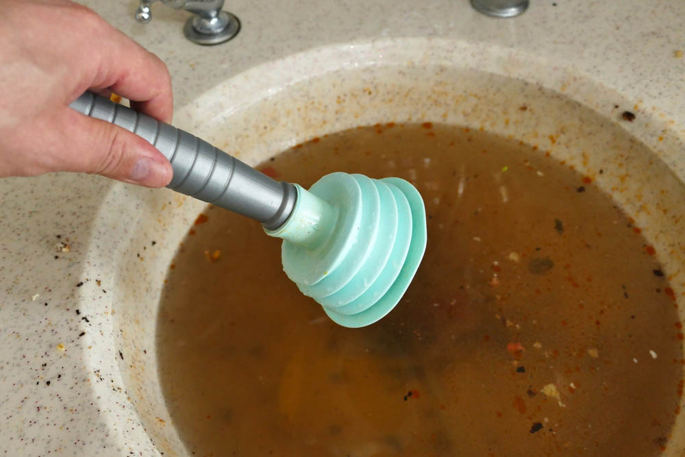 clogged kitchen sink St. Louis, MO